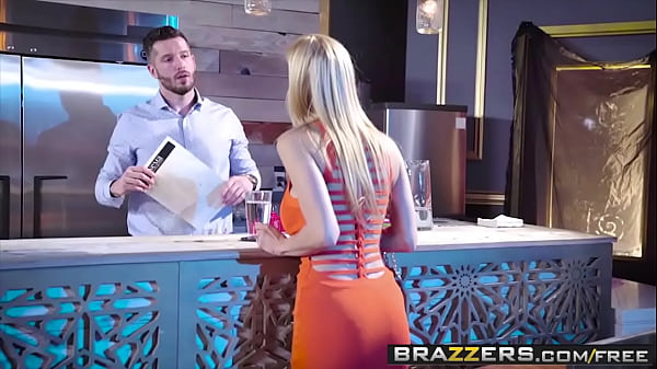 Brazzers - Mommy Got Boobs - (Alexis Fawx, Mike Mancini) - The Big Stiff