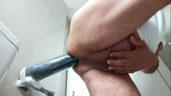 Download Video - Que del&iacute;cia escorregar o cu neste consolo&comma;que del&iacute;cia &commat;&excl;&excl;&excl;&excl;