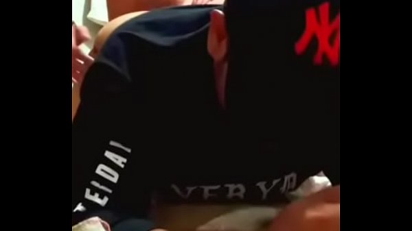 Download Video - Queria pica ent&atilde;o toma &excl; Geme gostoso na rola do teu macho vai