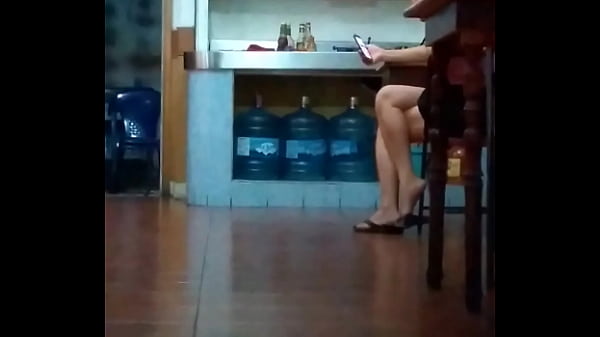 Chinese mature, well-legged whore !!!