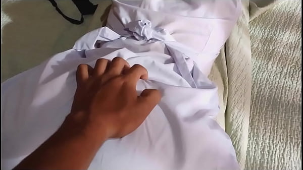 Download Video - Follandome a la novia de mi hermanastro en su casa mientras el no se encuentra la promiscua no aguantaba mas - Sexo con joven latina caliente de culo y concha apretada