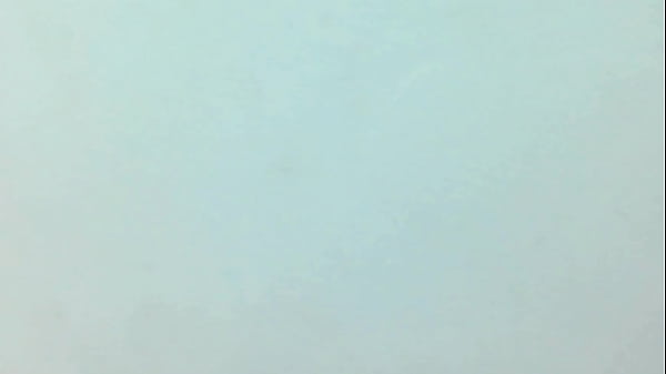 Ninfeta fazendo uma gulosa.