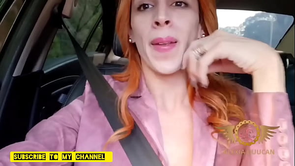 Uber n&atilde;o resistiu e pegou no meu pau em viagem