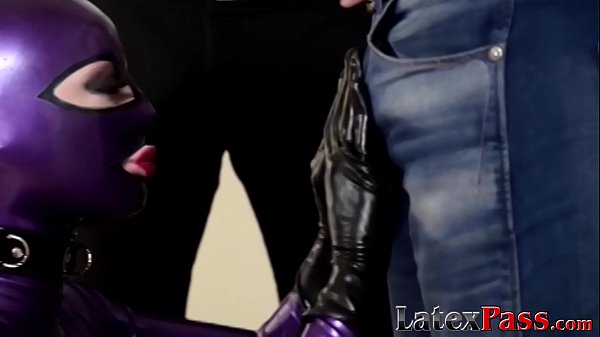 Costumed babe sprayed with jizz after riding threesome