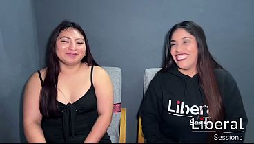 ESTA HOTWIFE ESTA APUNDO DE COMERSE UNA VERGA ENORME DE UN NEGRO