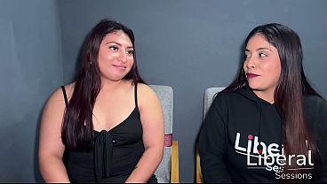 ESTA HOTWIFE ESTA APUNDO DE COMERSE UNA VERGA ENORME DE UN NEGRO thumbnail