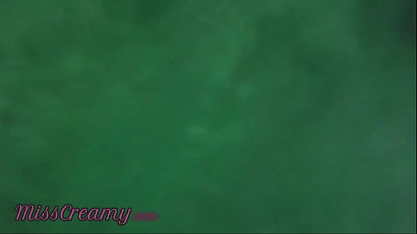 xxx swimming pool bro sister help