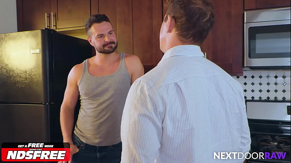 Download Video - Horny Homeowner Flip Fucks Jock Contractor - NextDoorStudios