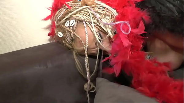 Anal casting couch of an amateur couple with a ...