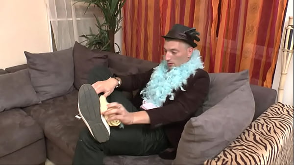 Skinny Girl Amina Sky Pickup for Casting Fuck in Vintage Porn