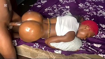 My bestie visited me but we ended up in bed I really love her pussy