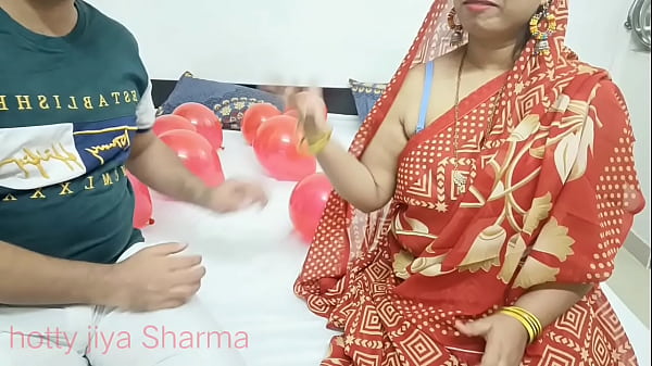 Indian bhabhi sex with stranger in hotel