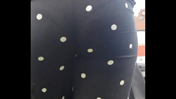 Amber booty - YESNIT IS MY STEPSISTER S BUBBLE BUTT WITH SEXY PANTY LNE IN PUBLIC