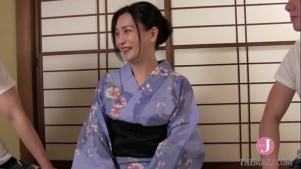 Mirei's upper and lower mouths are both blocked by the young man's cock, and her female body is in full operation.