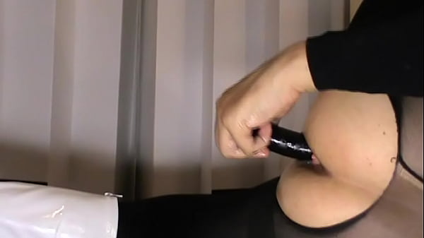 Download Video - Dildo anale da 100 Cm 009
