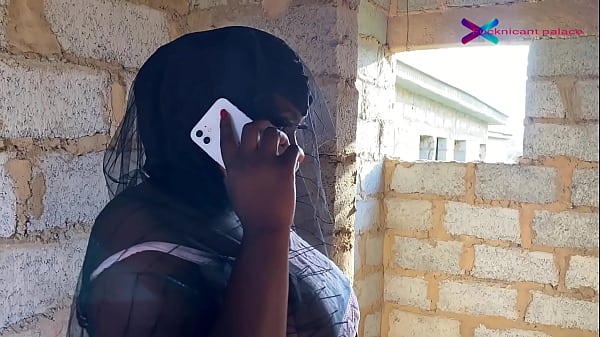 FREAKY QUICKIE WITH A LABOURER IN A BUILDING SITE