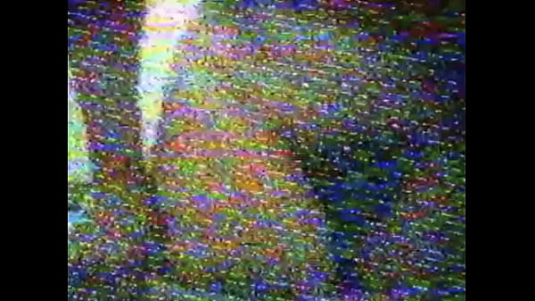 Fille Dans Les Toilettes 11