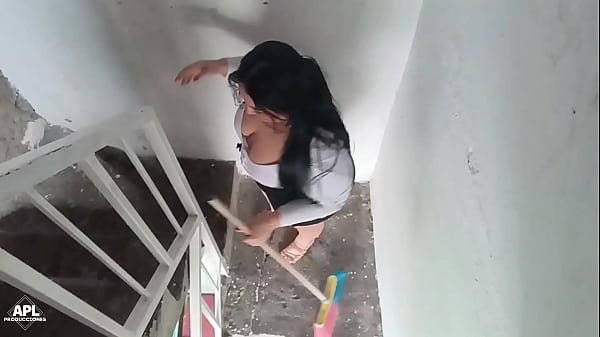 Download Video - Me folle a la puta de mi vecina- Porno amateur - Historia completa