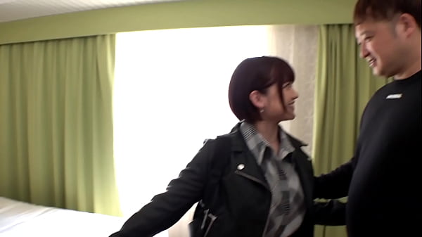 Part 1Dialect Overload! Squirting Galore with a Big-Breasted Beauty