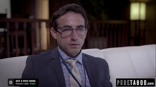 Download Video - Kendra Spade Has Sex With the Census Guy Who Showed Up at Her House