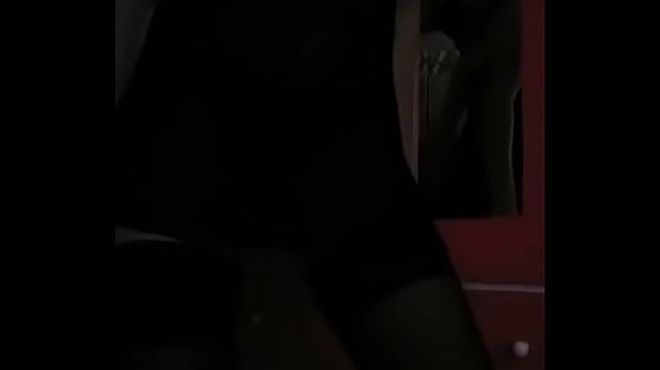 Mi mujer paraguayita bailando bien putita, voy a subir mas videos.