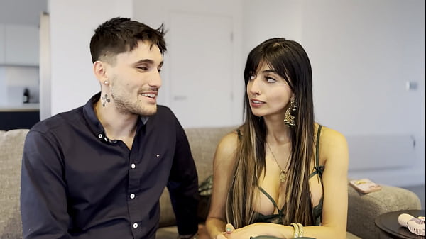 I fuck a cute Pakistani girl, she wants to feel my whole cock inside