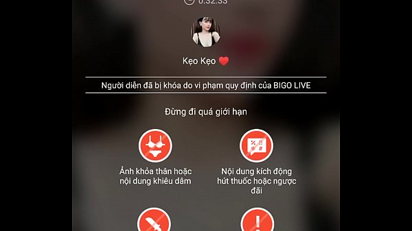 Download Video - BIGO Thả r&ocirc;ng mặc &aacute;o xuy&ecirc;n suốt lộ 2 quả z&uacute; bự