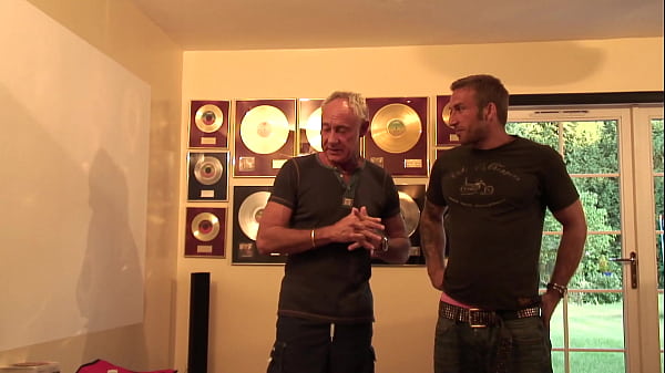 ZVIDZ - Nikky Blond Does The Daddie Then His Son - 4K Ultra HD