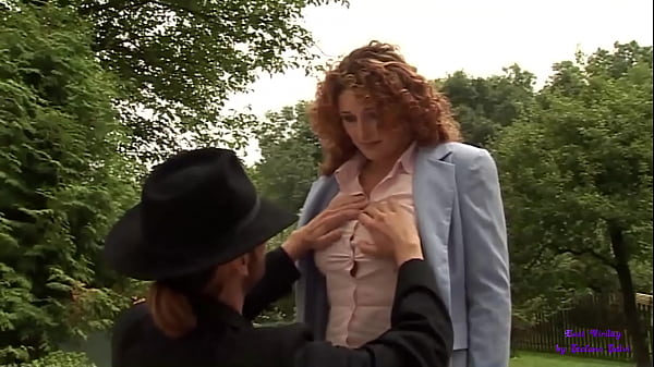 Anal sex at the house of the Neighborhood Boss 60
