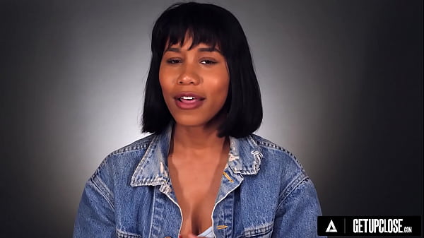 Jenna Foxx Rubs Her Pussy Until She Cums Hard