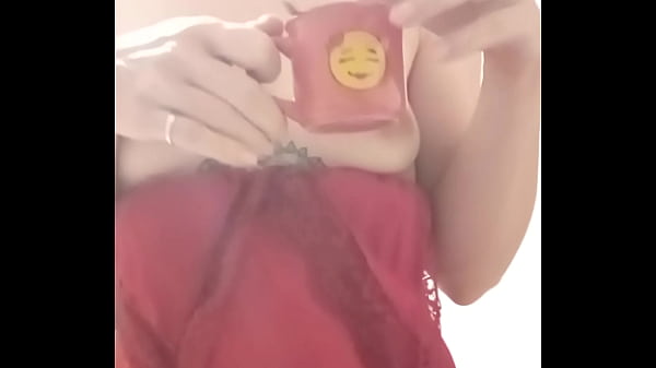 Bonjour mes coquins je vous offre le café