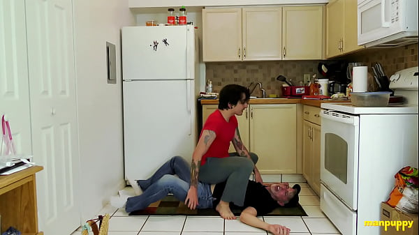 Download Video - Johnny Mercy Feed Richard Lennox His Bare Ass As Punishment