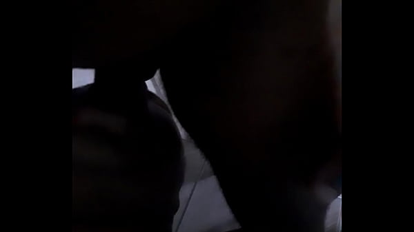 Engolindo pau preto