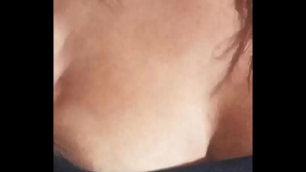 Loca De Tension De Beaux Seins