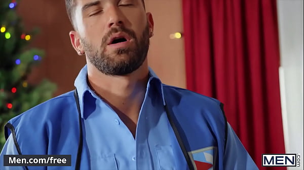 (Chris Damned) Spits On (Tannor Reeds) Asshole ...