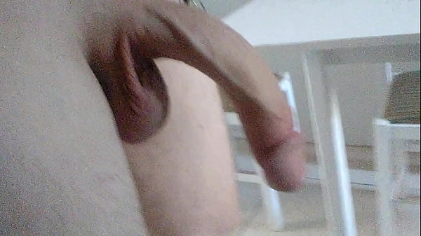 Enviando vídeo da punheta para minha mulher gos...