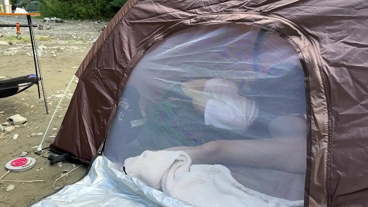 [Camping] Estudiante universitaria amateur tiene sexo con felación en una tienda de campaña mientras reprime la voz para no ser descubierta en un campamento de exposición al aire libre.
                    sexy babe blowjob rough amateur homemade POV public japanese big tits black hair tight pussy pretty pussy teens 18 very long hair muchos negros