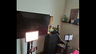EX WIFE ROOMMATE ACCIDENTALLY WALKS IN ON ME POUNDING HER CHEEKS