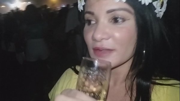 Fui Virar o reveillon na praia e acabei caindo ...