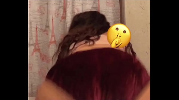 thumb ass