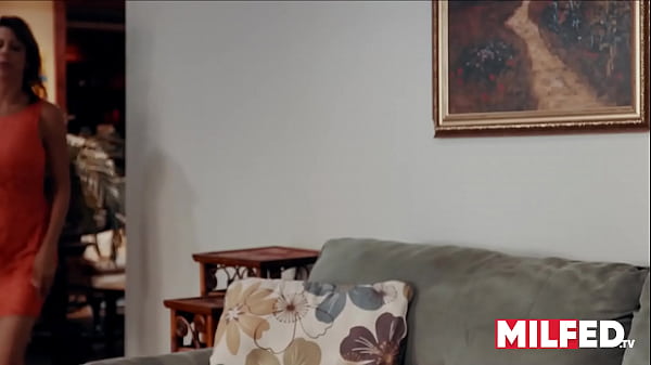 Download Video - MILF Alexis Fawx Seduces Her Doctor With Her HUGE Tits - MILFED