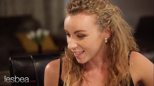 Lesbea Tiny Tina takes French oral lesson with lesbian tutor Angel Emily