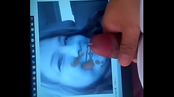 Download Video - Un buen lechazo en su carita de zorra