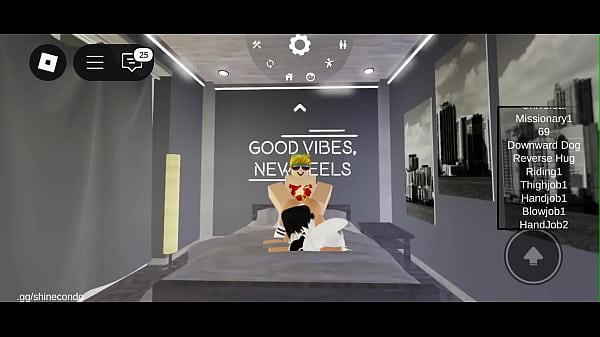 Tengo sexo con mi compañera de piso en Roblox :3