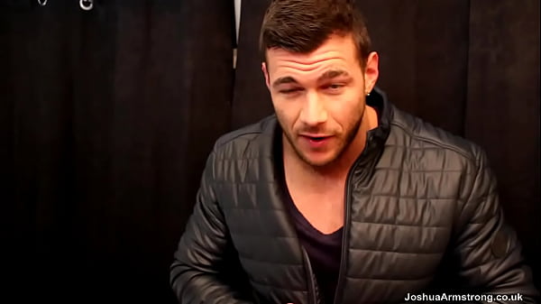 Hes my long distrance boyfriend and he loves my...