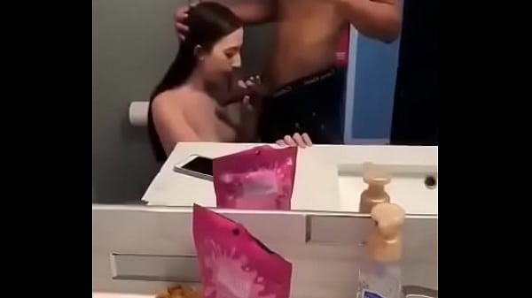 Couple T