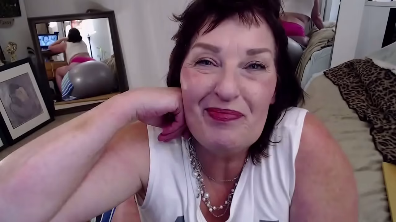 Dawnskye1962 - update #199 - 696b what a pretty sissy you are. look at you in my clothes - Jan 17, 2026