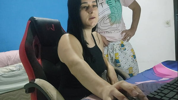 Hot wife welcomes her PC technician neighbor in a very provocative outfit and lets him fuck her up the ass!