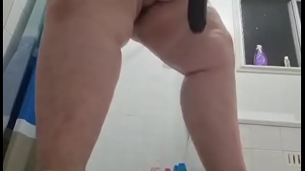 Extremely wet pussy put my dick inside her tight pussy