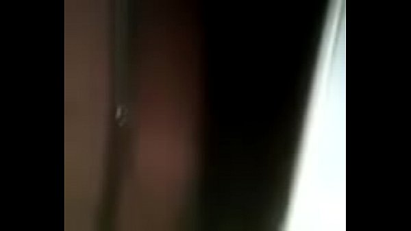 Download Video - se le mete todo el platano en el culo